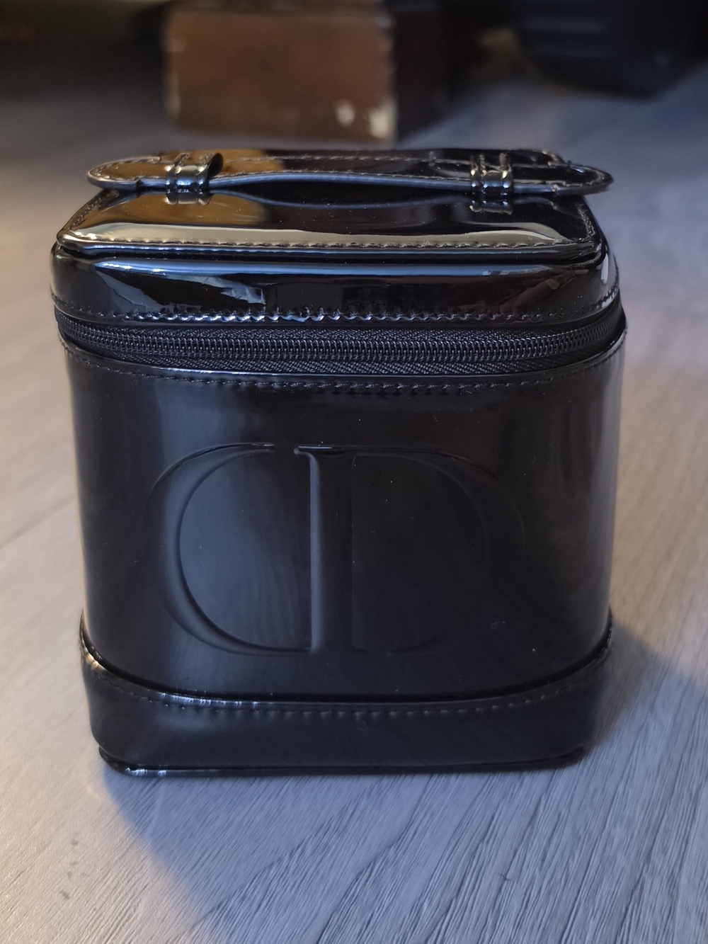 Dior Black Patent Leather Cosmetic Case with Embossed CD - Picture 2 of 11